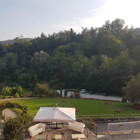 Fontanile Relais - Valcalepio Lounge Hotell